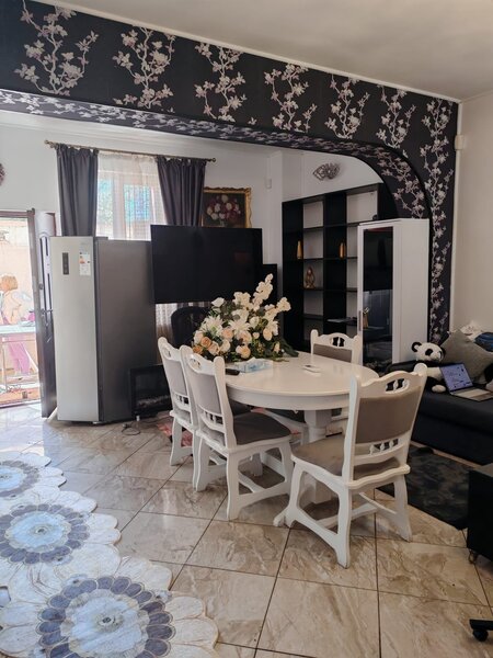 Vila 5 camere mobilata,  ideal birouri, zona Barbu Vacarescu, 180 mp