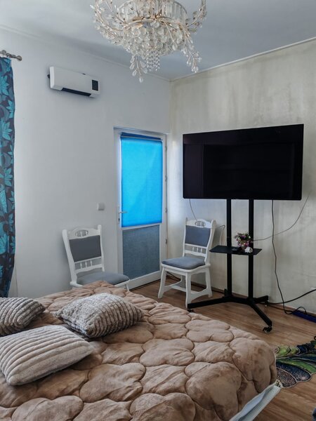 Vila 5 camere mobilata,  ideal birouri, zona Barbu Vacarescu, 180 mp