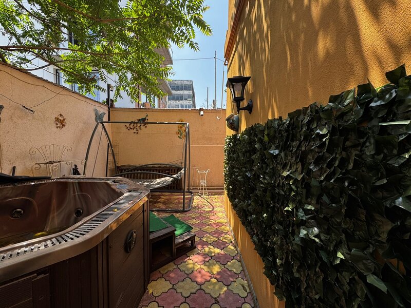 Vila 5 camere mobilata,  ideal birouri, zona Barbu Vacarescu, 180 mp